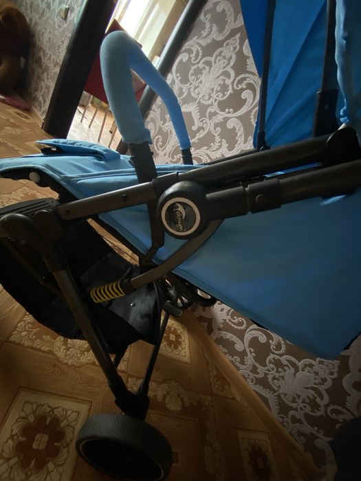 Продам коляску для мальчика