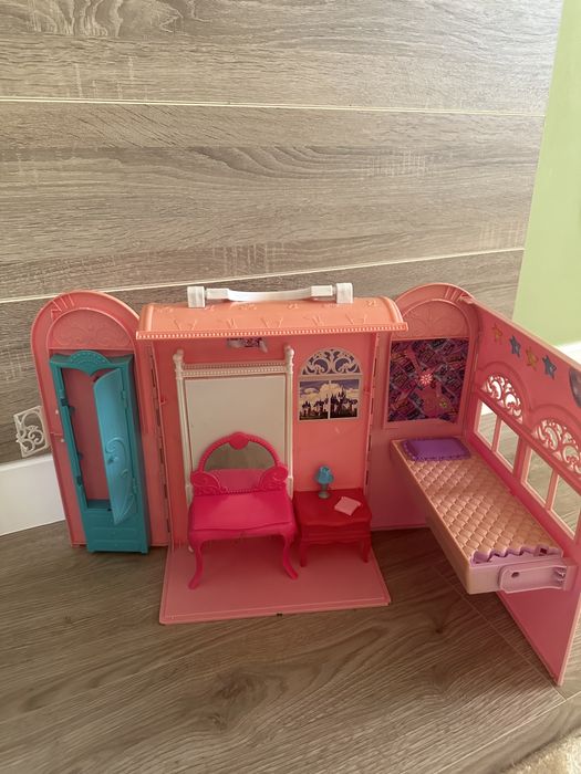 домик,туалетный уголок для кукол