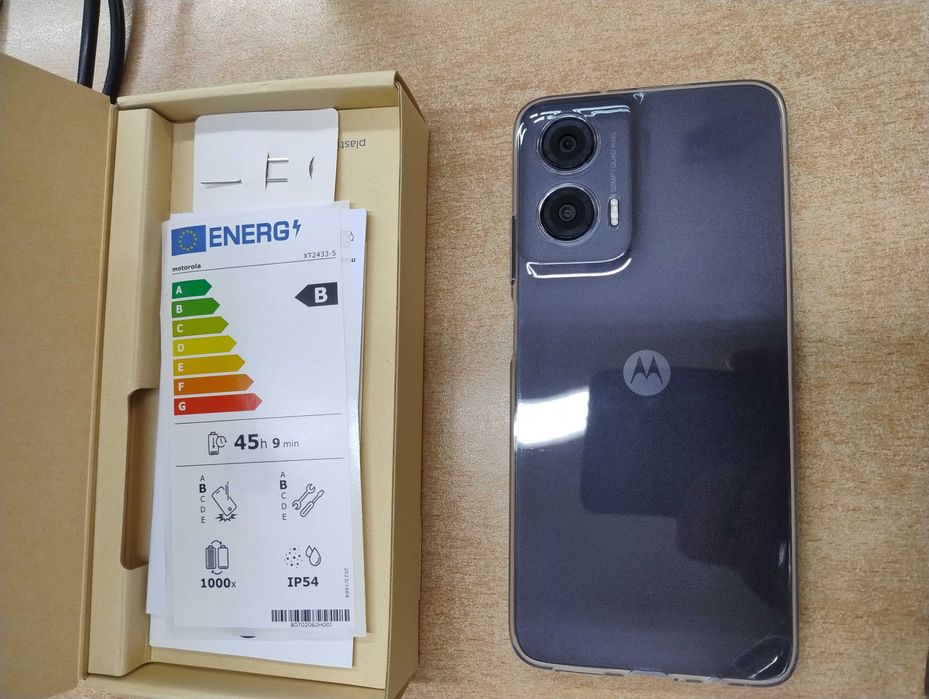 Смартфони Motorola Edge 20 lite и Motorola g35