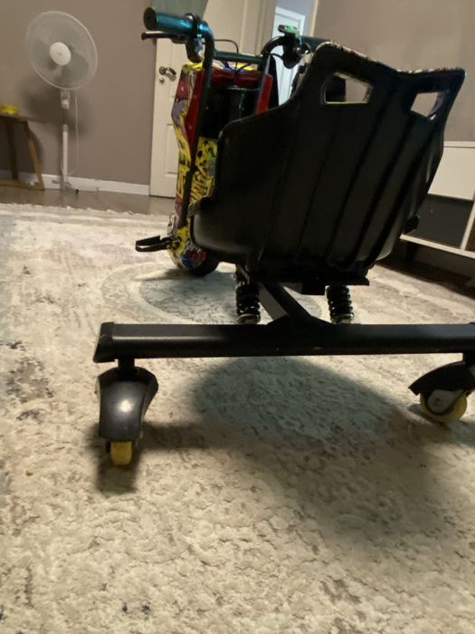 Продам дрифт состояние отличное цвет Мультикор