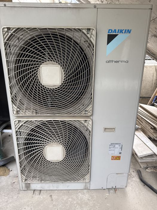 Daikin altherma 2 - 16 kW  трифазна