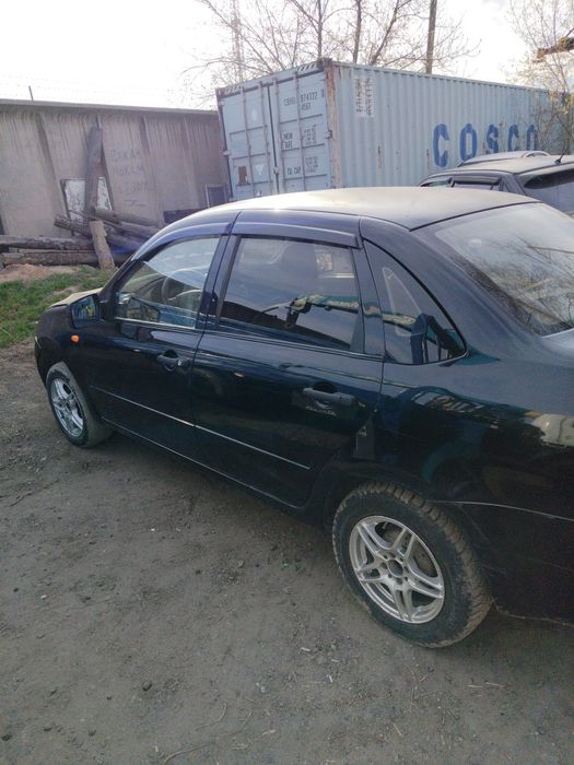 Продам Lada Granta 2013 года выпуска