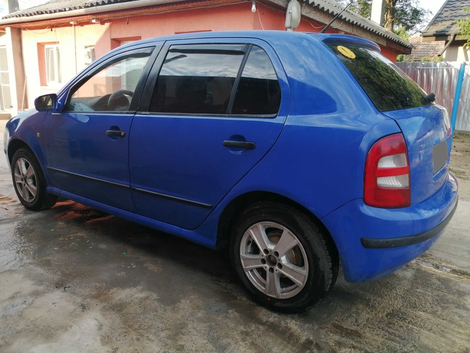 Vând Mașină SKODA FABIA