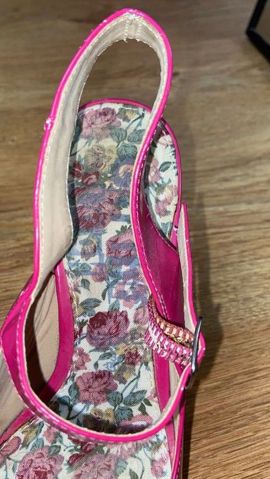 Дамски обувки 36-37 номер на безценица