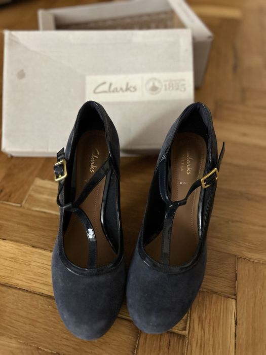 Елегантни токчета на Clarks, размер 38