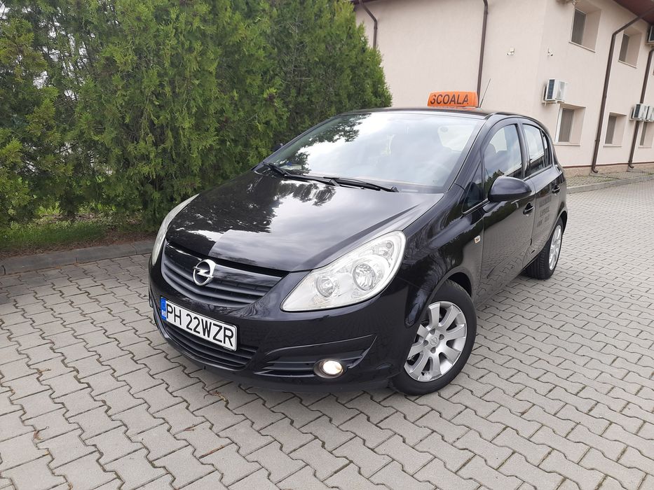 Instructor auto Scoala de șoferi Câmpina Prahova