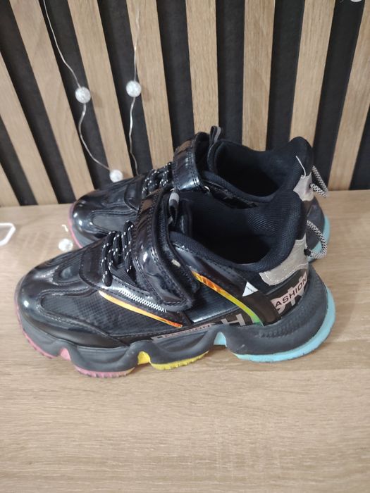 Adidași copii nr 32-33