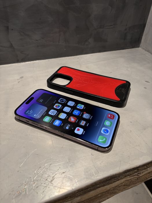 Перфектен Iphone 14 Pro Max 256 GB Purple