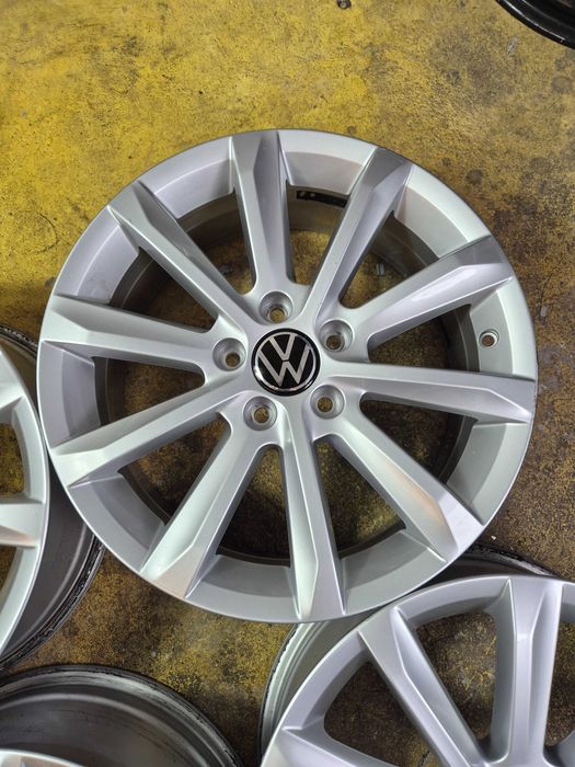4 Jante Aliaj 5x112 17'' OEM VW Passat Tiguan Touran Sharan Caddy Scirocco T-ROC 6.5J ET 41 - MODEL 2024 / Skoda Octavia Superb Yeti Karoq Kodiaq