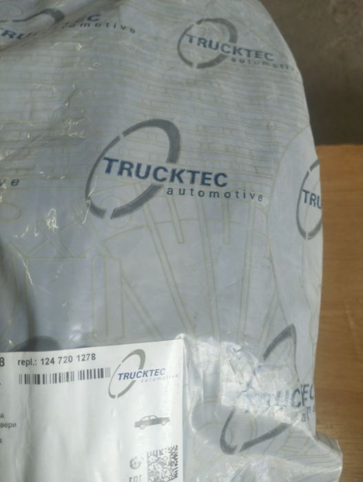 Уплотнители дверей Мерседес W124