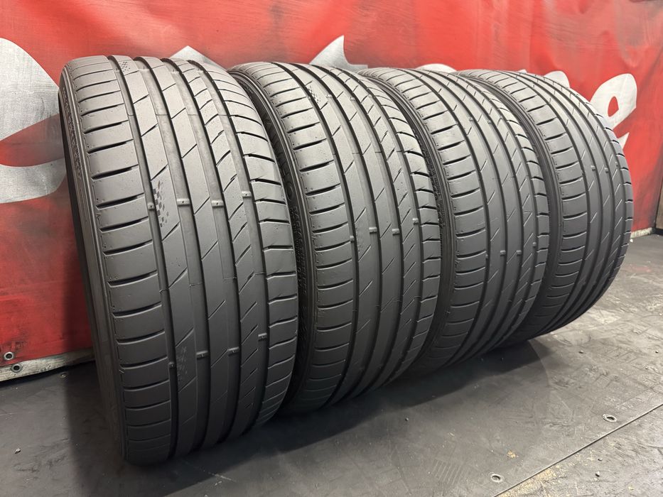 235 35 19, Летни гуми, Kumho EcstaPS71, 4 броя