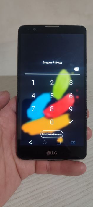 LG Stylus 2 смартфон