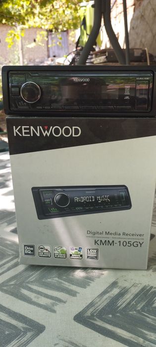 Продавам радиоресирвър Kenwood
