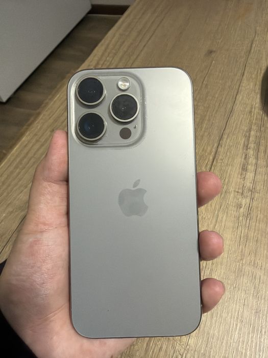 IPhone 15 Pro продаю