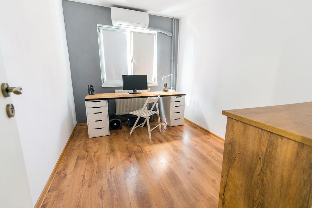 Apartament 3 camere Craiovita Orizont
