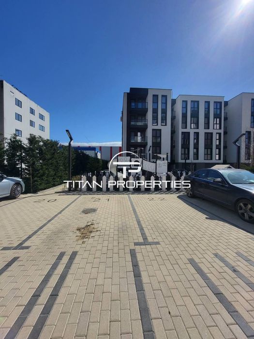 Продава се Четиристаен апартамент в Бургас, Изгрев - 160 кв.м за 1195 €/кв.м - Снимка #1