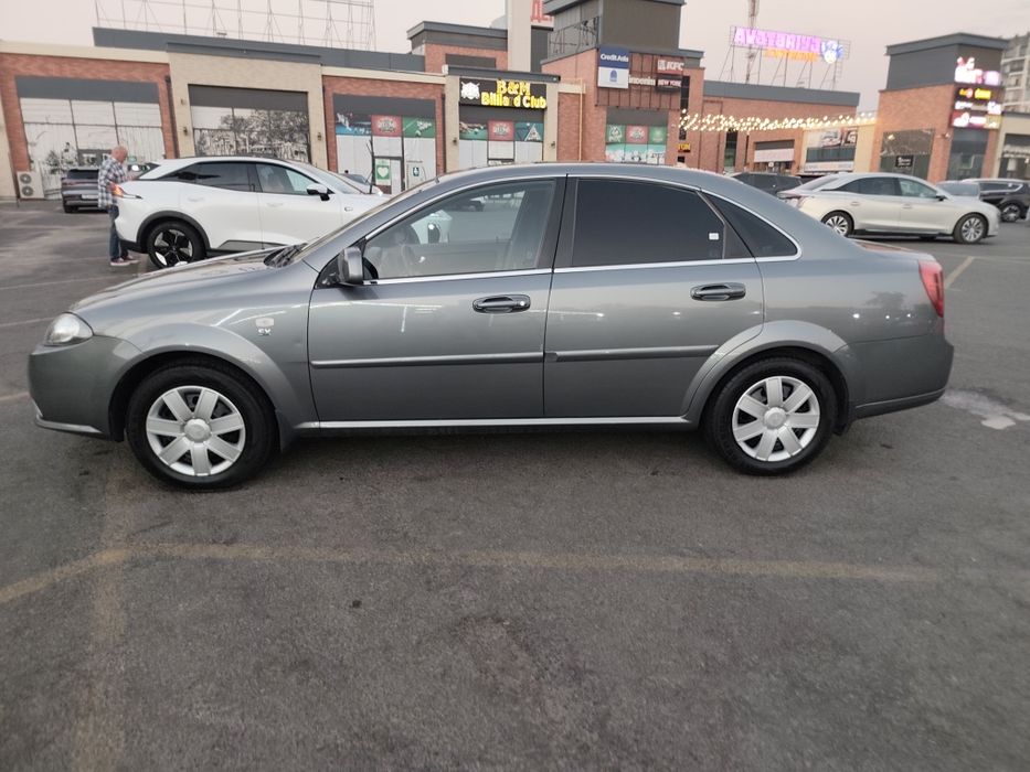 Lacetti,Gentra 2016