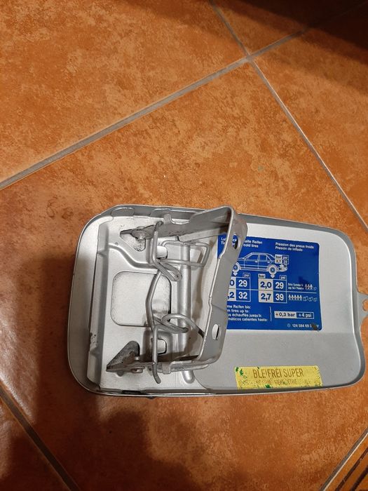 Продаётся Лючок бензобака