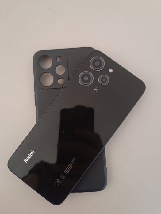 Xiaomi Redmi 12 с чехлом