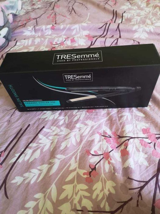 Преса за коса Tresеmme