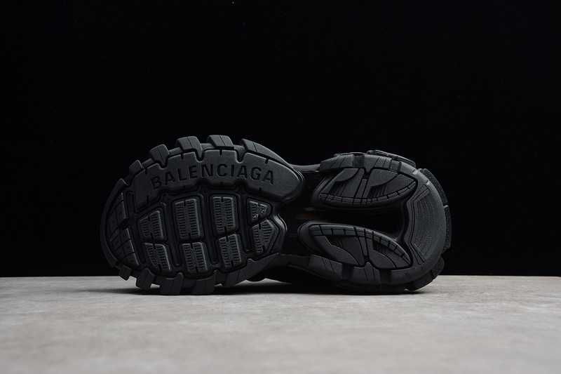Balenciaga Track 3.0 LED