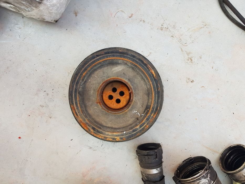 Bmw бмв е90 е92 е92 330д n57 325d 204кс 245кс демпферна шайба