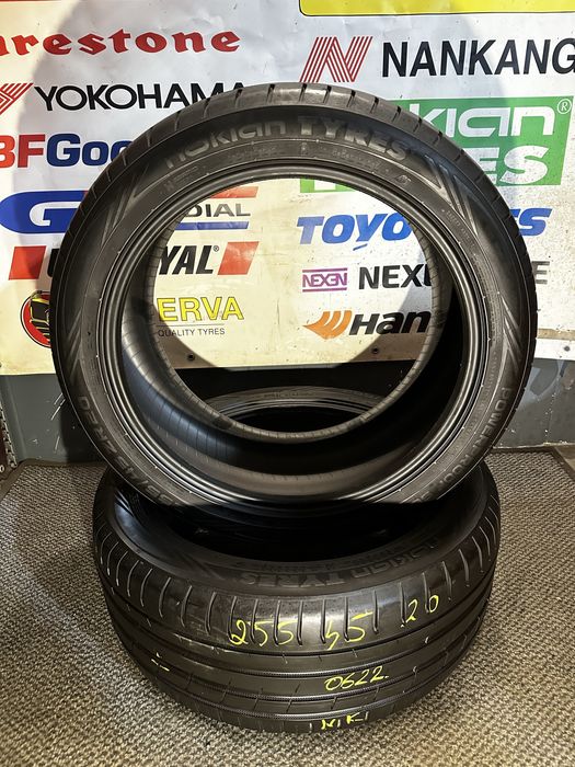 255/45 ZR20 105Y XL - Nokian PowerProof Suv Oferta