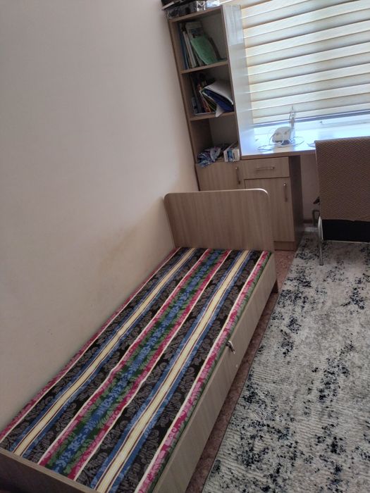 Детская мебель ,кровать.