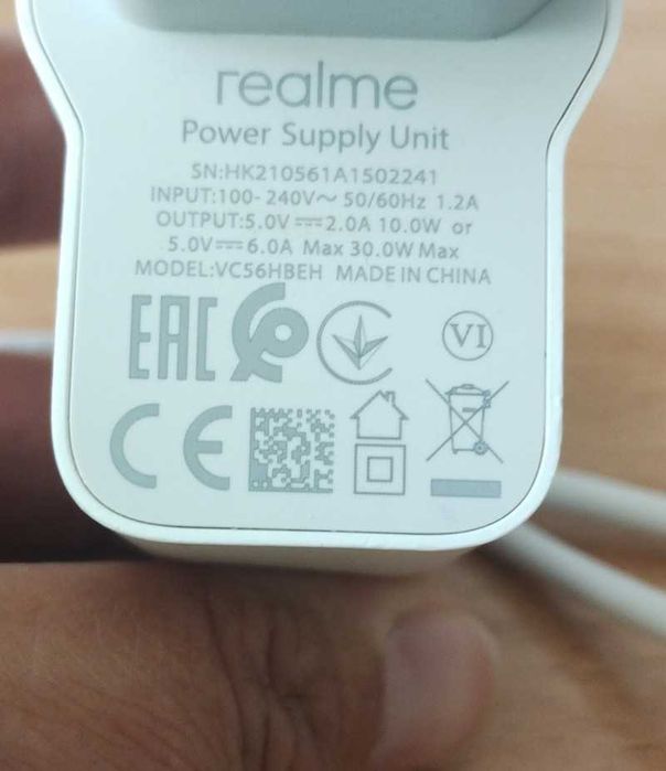 Продавам мобилен телефон Realme 8 - 6gb/128gb