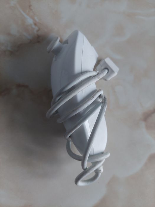 [Wii] Vând nunchuck original pentru Nintendo Wii //poză reală