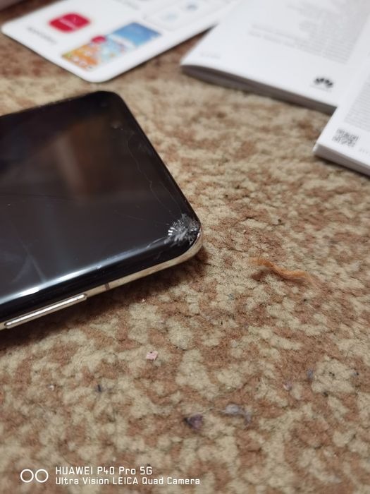 Продавам Huawei P40 Pro със счупен дисплей