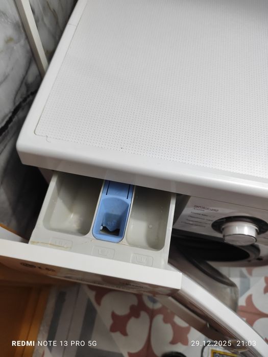 Продам стиральную машину