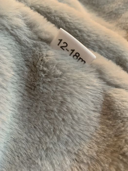 Бебешко палтенце с космест ефект и качулка мече