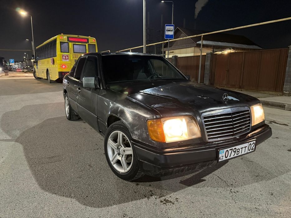 Продам мерседес 124