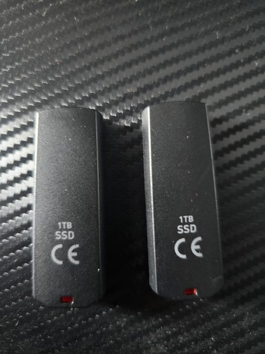 Продавам нови и бързи flash Platinet 1tb 1000m/800mbs