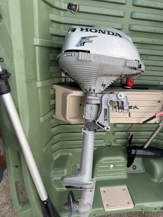 Barca bic 245  de vanzare