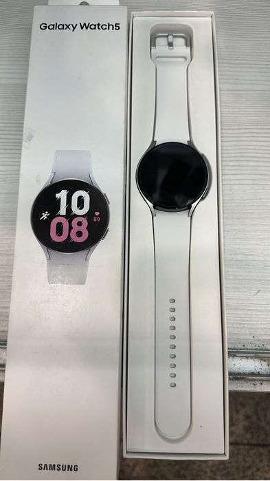 Продам Samsung Galaxy Watch5