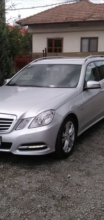 Vând faruri mercedes  e class 2012