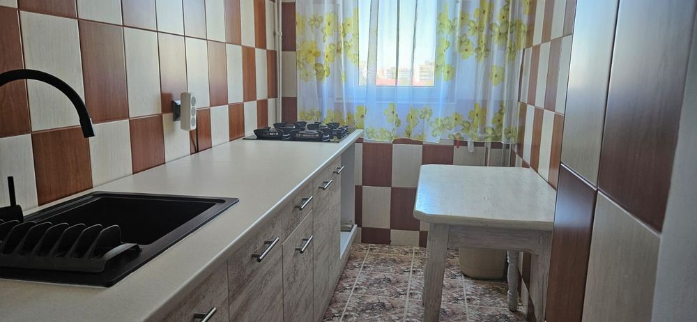 De închiriat apartament 2 camere