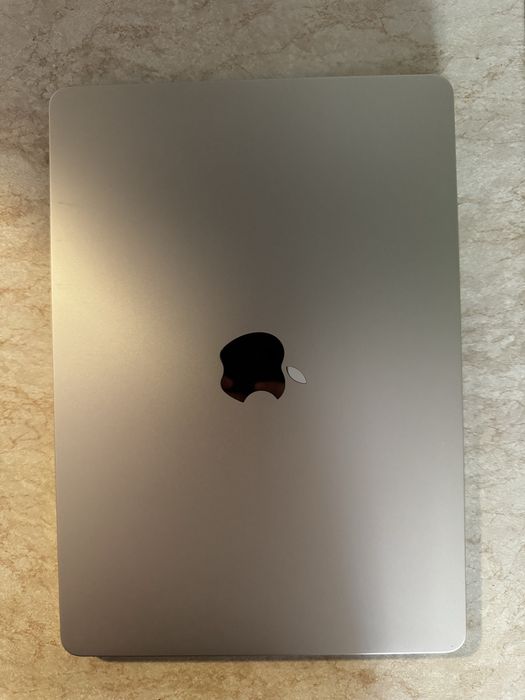 Apple MacBook 13 M3