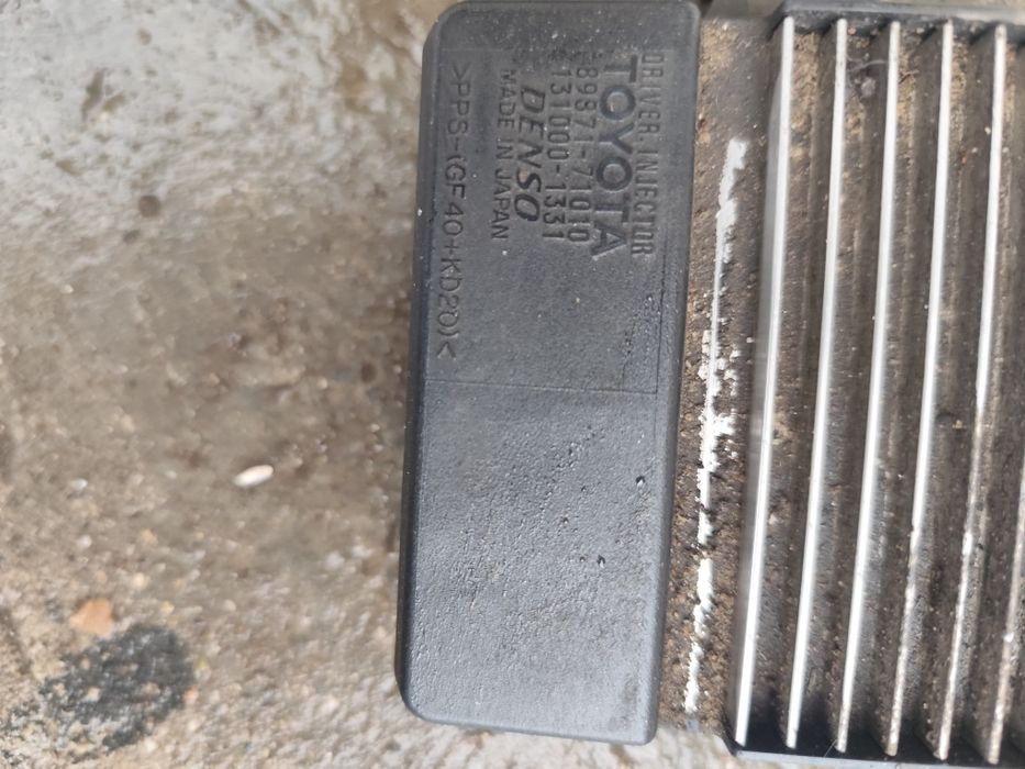 Реле за подгряване на свещи за toyota avensis d4d от 2003 и нагоре