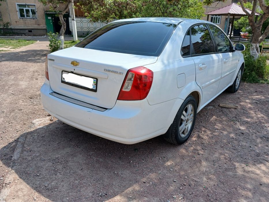 Chevrolaet Lacetti sotiladi!