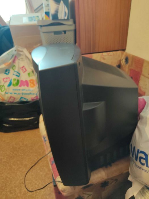 Телевизор Панасоник 28 инча