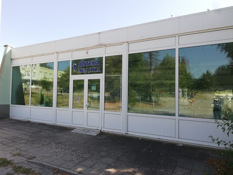 Дава се под наем Магазин в Павликени - 70 кв.м за 510 € - Снимка #3