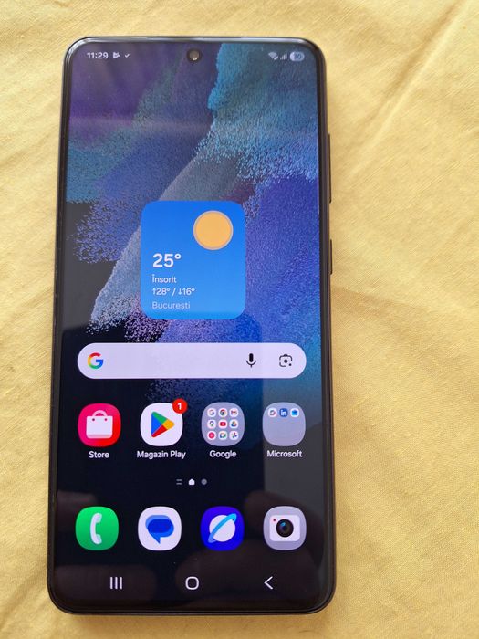 Telefon Samsung Galaxy model  S21 FE