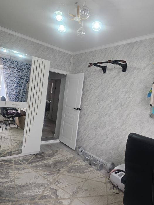 Продается 3-комнатная квартира