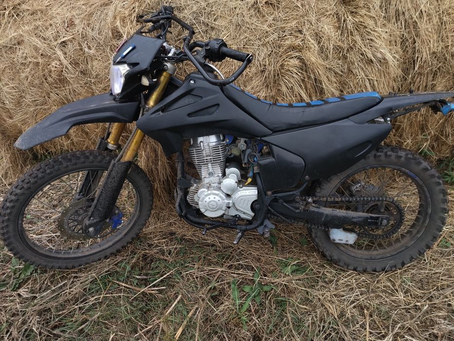 Эндуро 250 кубов