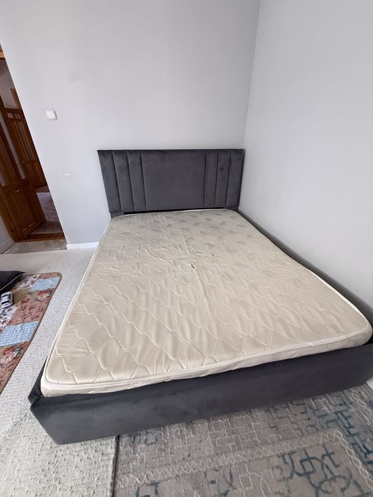 Срочно продам матрас 2*160