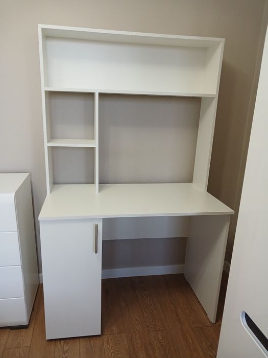 Продам стол учёбы