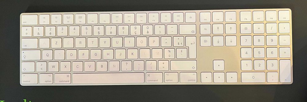 iMac 27” Retina 5K (2020) – Intel Core i9 – 128GB RAM – 1TB SSD – Radeon Pro 5500 XT 8GB